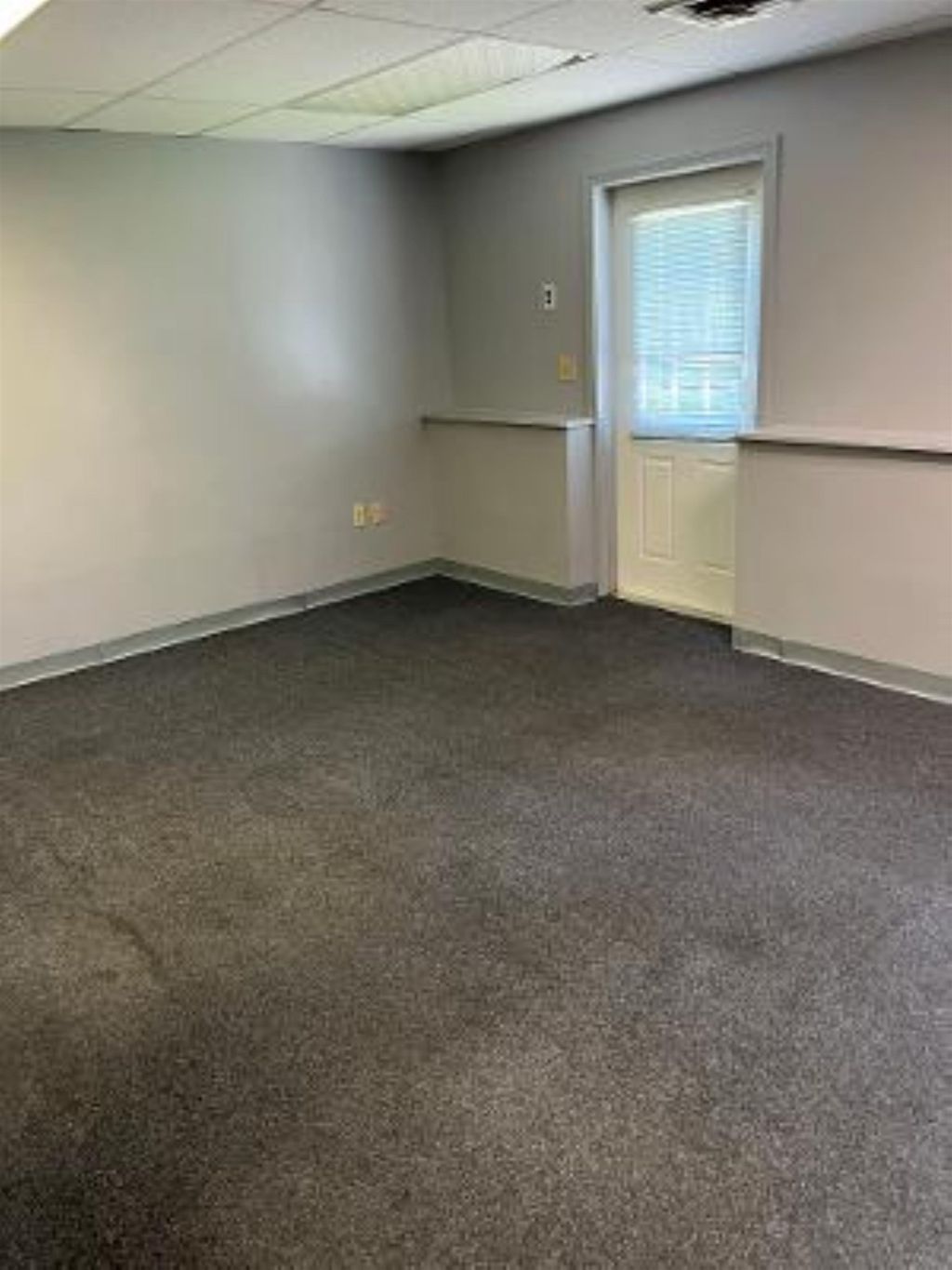 Photo of 4 Peabody Annex #5, Derry, NH 03038 (MLS # 5003371)