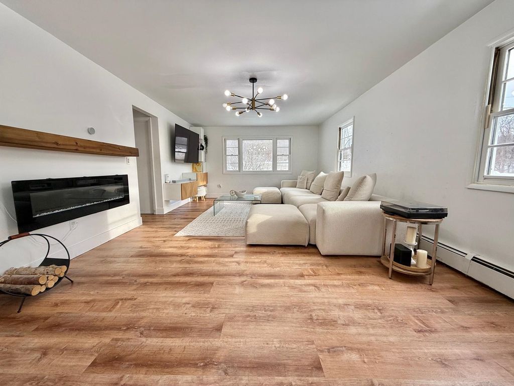 Photo of 104 White Rock Hill Road, Bow, NH 03304 (MLS # 5079042)