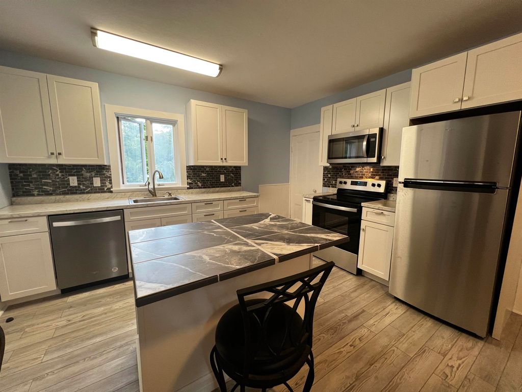 Photo of 9 Salem Street #A, Exeter, NH 03833 (MLS # 5070740)