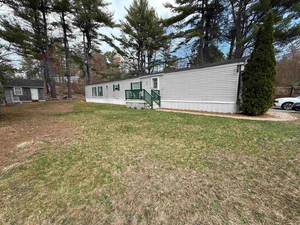 Photo of 22 Wayne Drive #22, Derry, NH 03038 (MLS # 5085319)