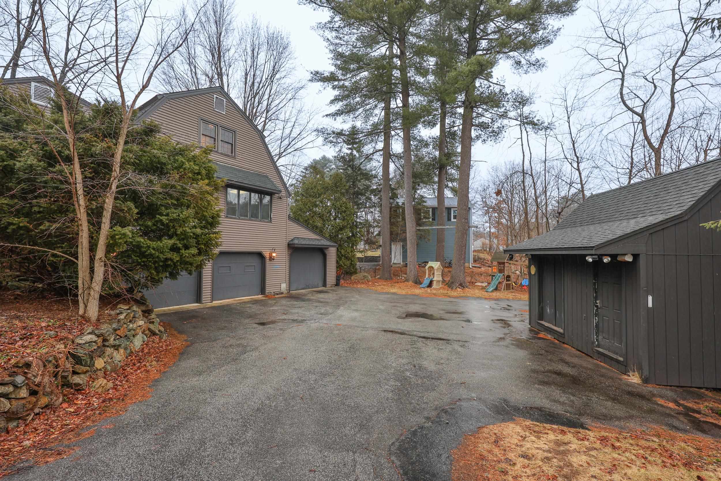10 Martha Drive