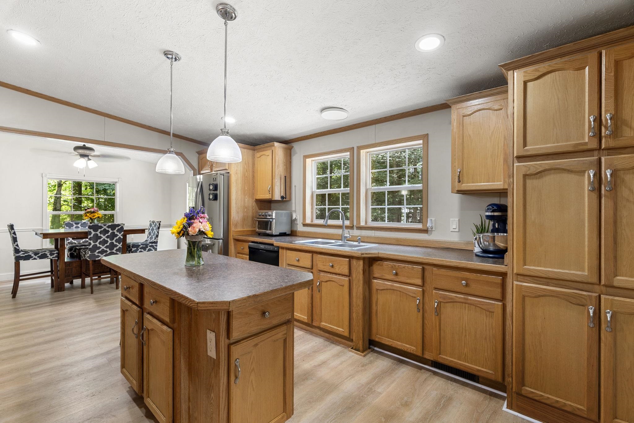 170 Ponemah Hill Road