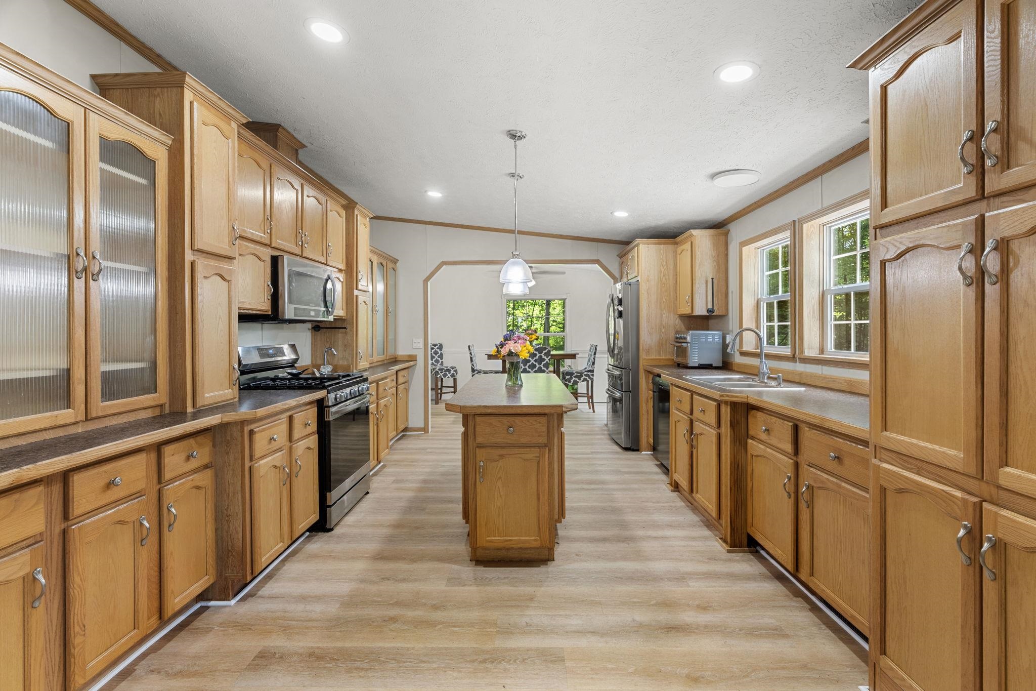 170 Ponemah Hill Road