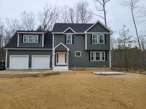 5 Blaisdell Court Raymond NH 03077