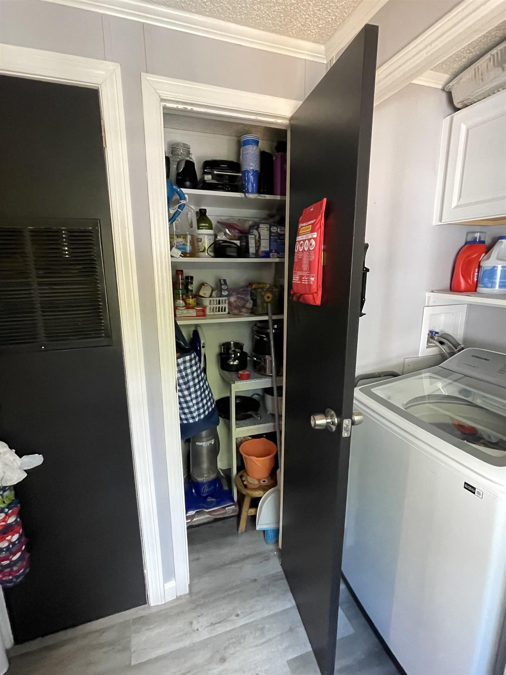 Canaan, New Hampshire 03741, United States, 3 Bedrooms Bedrooms, ,2 BathroomsBathrooms,Residential,Active,162633