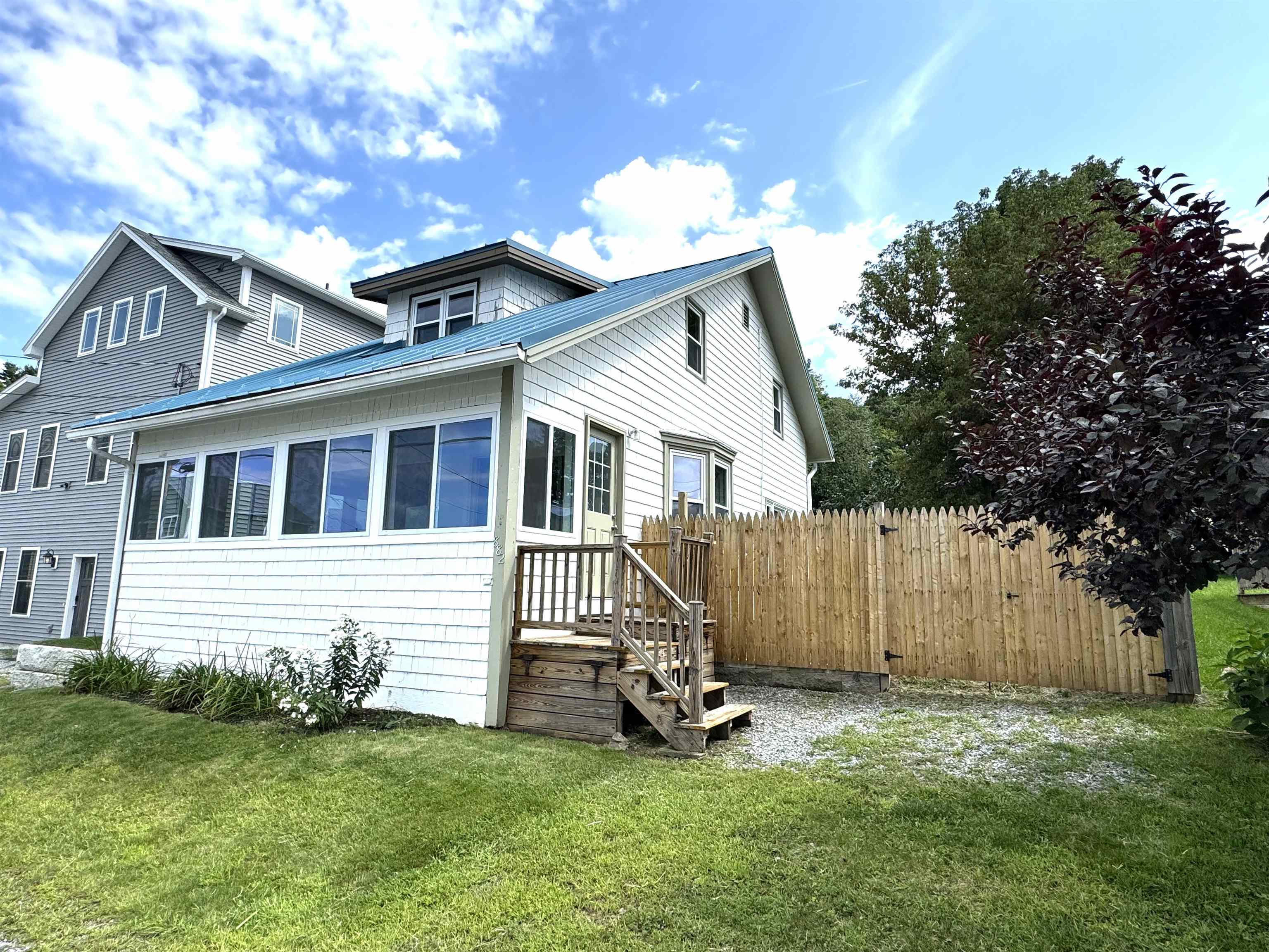 882 East Lakeshore Drive 15