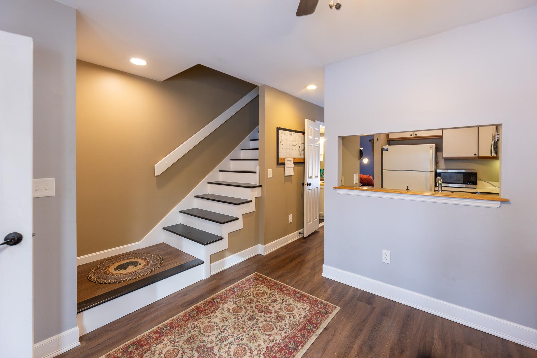 292 Woodhaven Drive 9H