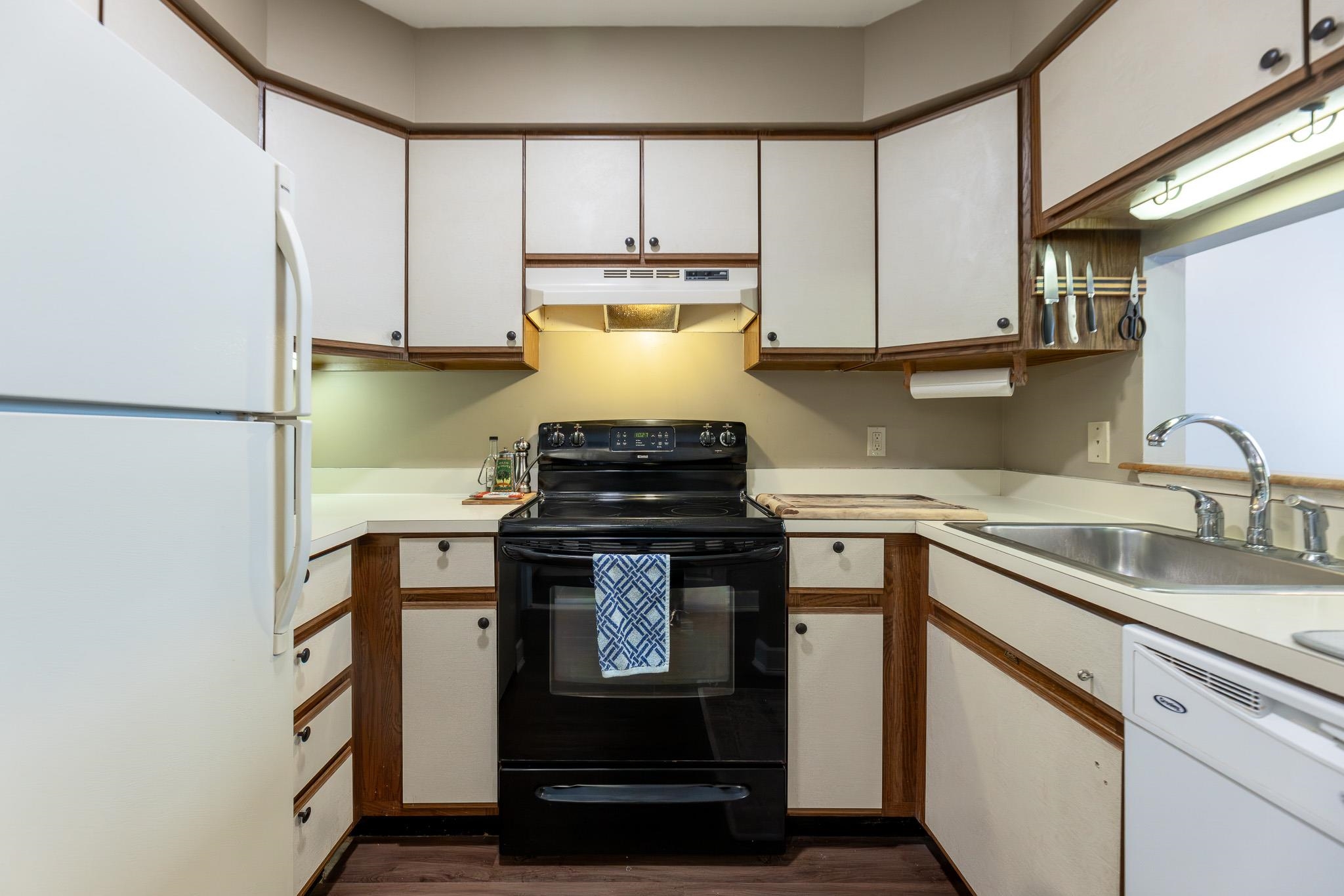 292 Woodhaven Drive 9H