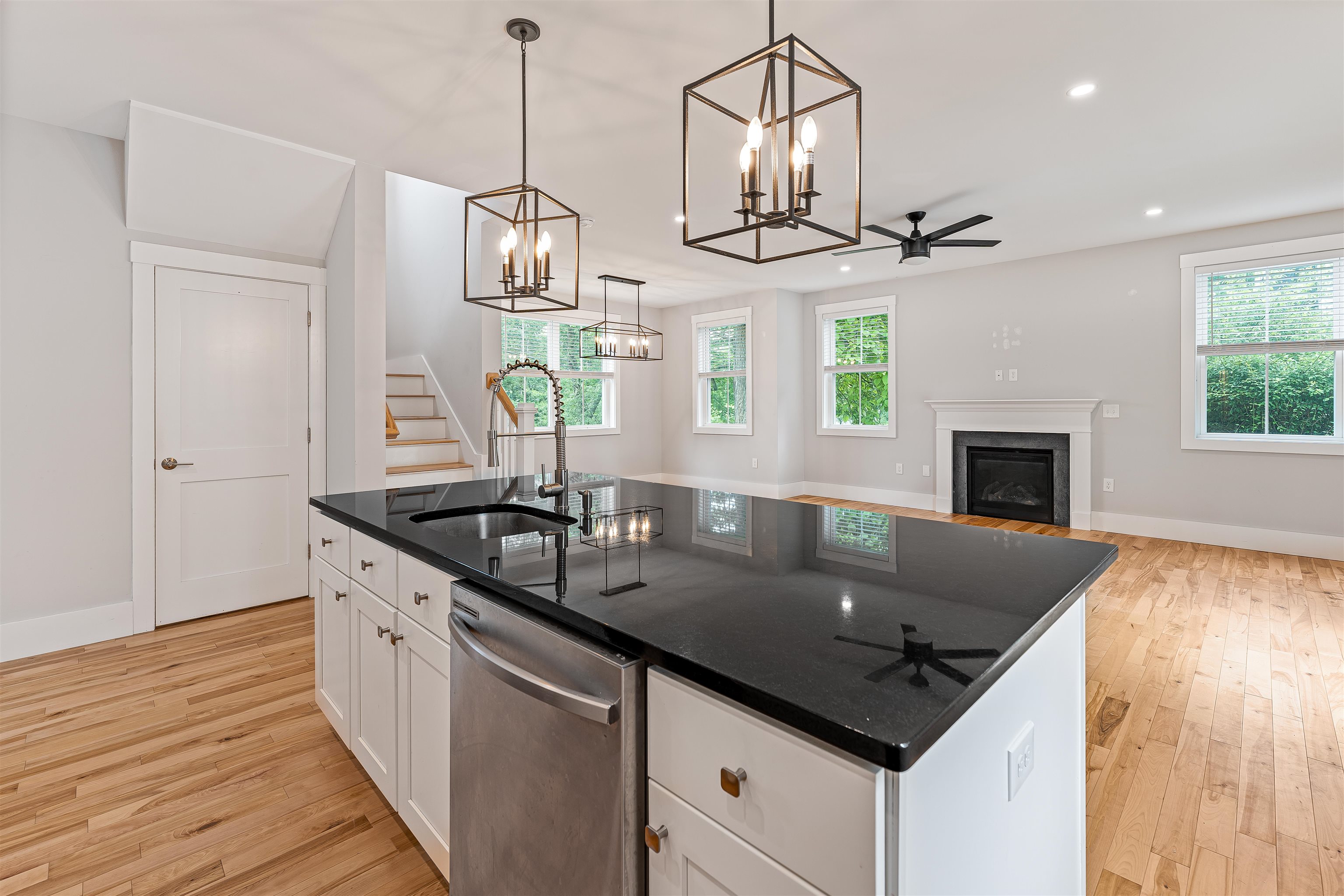 148 Mast Road