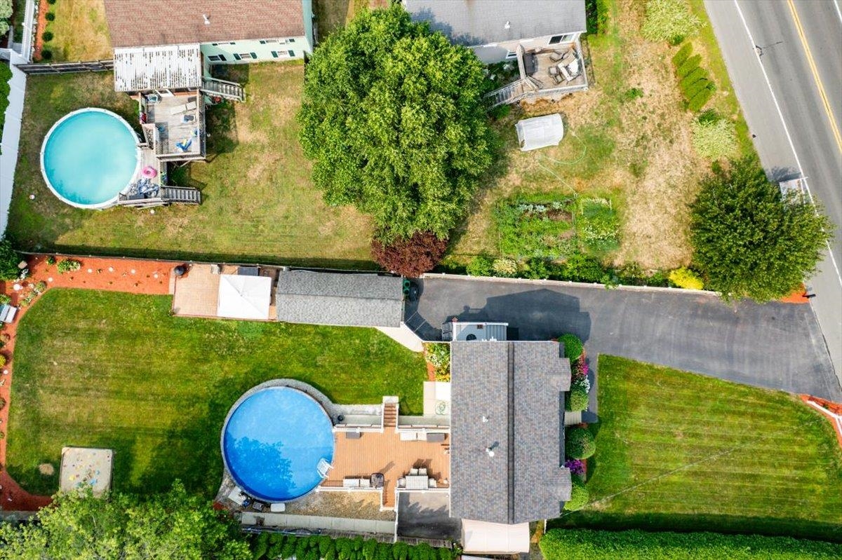 Manchester, New Hampshire 03104, United States, 3 Bedrooms Bedrooms, ,2 BathroomsBathrooms,Residential,Active,229982