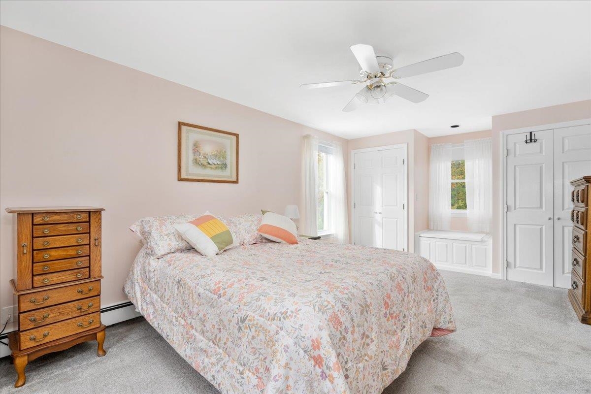 Manchester, New Hampshire 03104, United States, 3 Bedrooms Bedrooms, ,2 BathroomsBathrooms,Residential,Active,229982