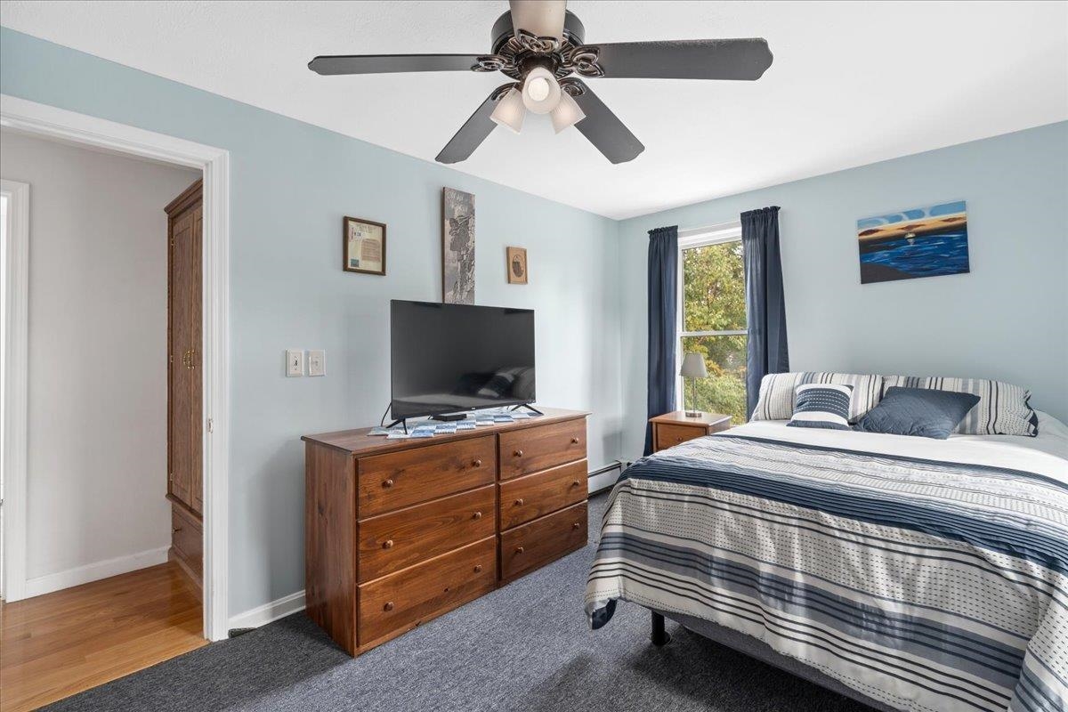 Manchester, New Hampshire 03104, United States, 3 Bedrooms Bedrooms, ,2 BathroomsBathrooms,Residential,Active,229982