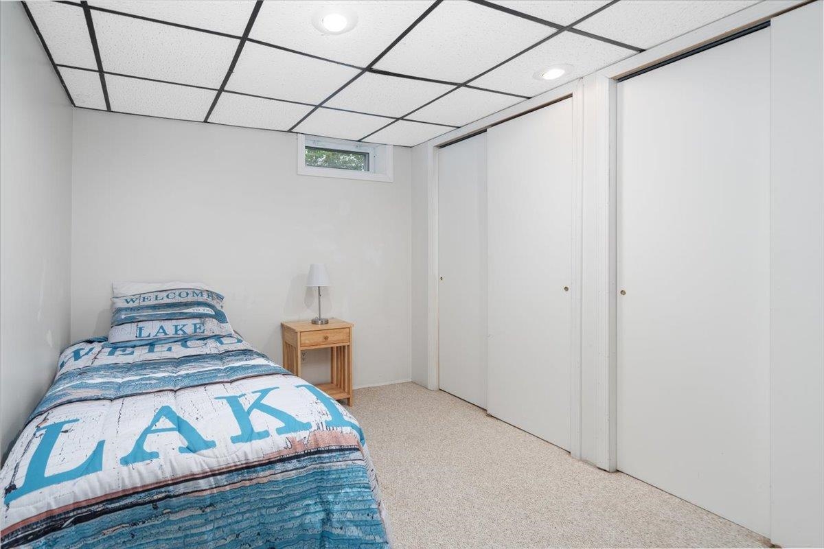 Manchester, New Hampshire 03104, United States, 3 Bedrooms Bedrooms, ,2 BathroomsBathrooms,Residential,Active,229982