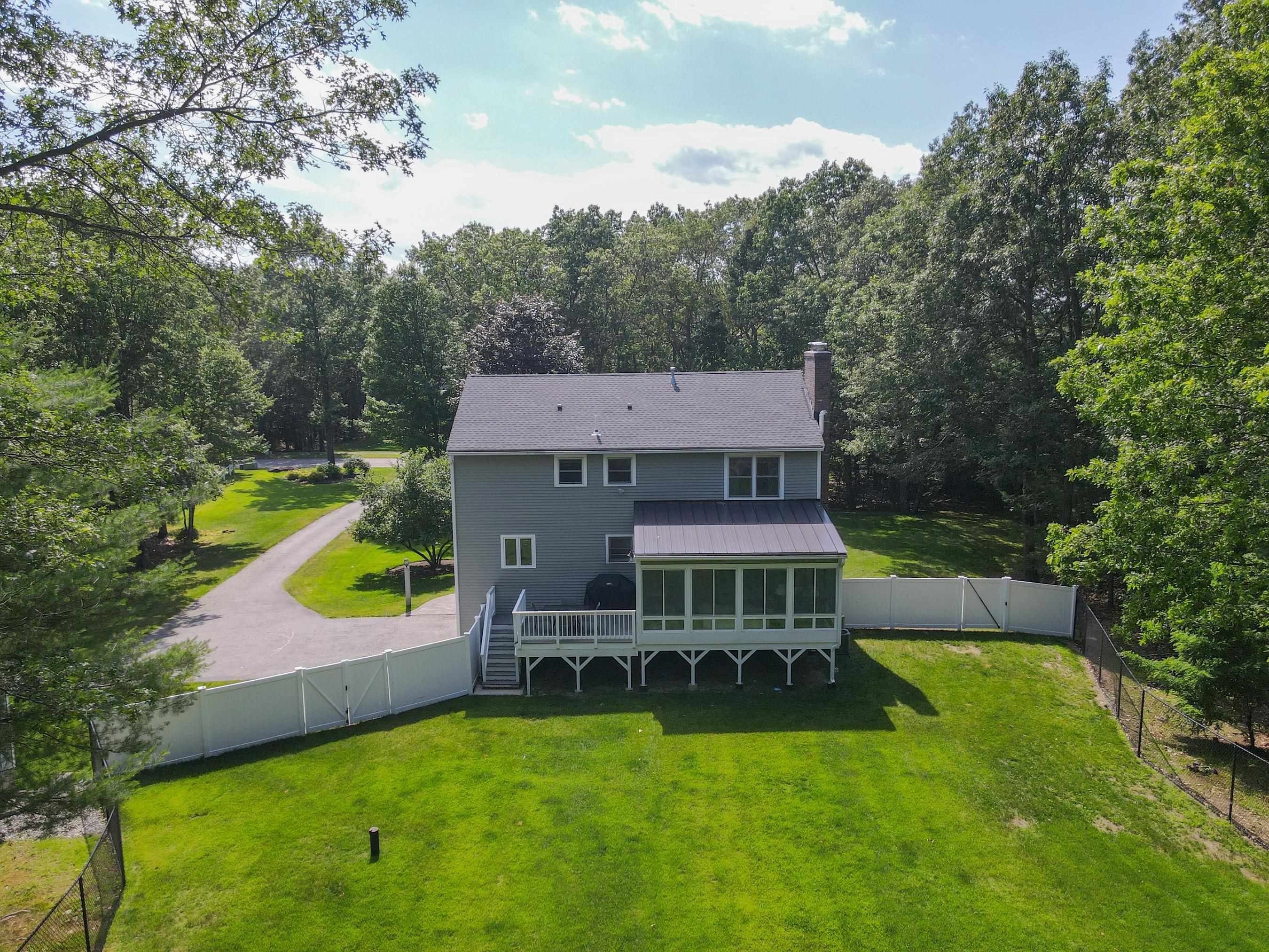 12 Fields Farm Road