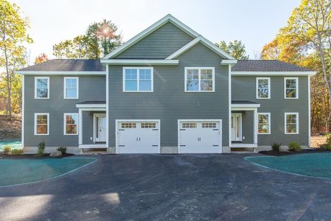Photo of 53 Kimball Hill Road, Hudson, NH 03051 (MLS # 5049838)