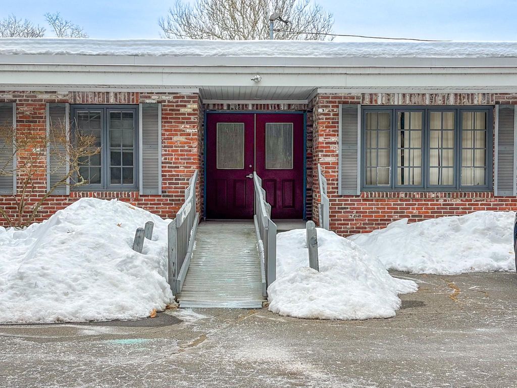 Photo of 289 Main Street #10, Salem, NH 03079 (MLS # 5078146)