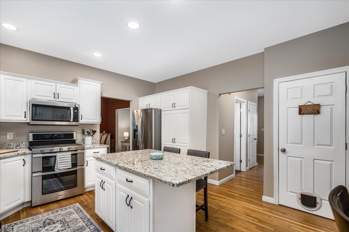 Merrimack, New Hampshire 03054, United States, 5 Bedrooms Bedrooms, ,4 BathroomsBathrooms,Residential,Active,178224