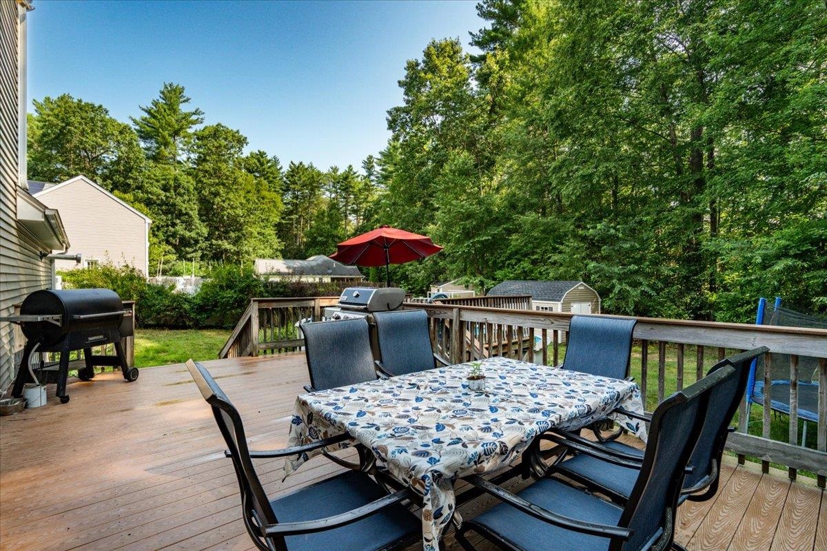 Merrimack, New Hampshire 03054, United States, 5 Bedrooms Bedrooms, ,4 BathroomsBathrooms,Residential,Active,178224