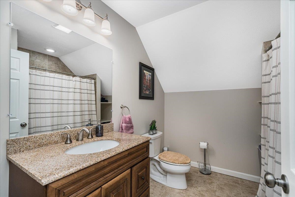 Merrimack, New Hampshire 03054, United States, 5 Bedrooms Bedrooms, ,4 BathroomsBathrooms,Residential,Active,178224