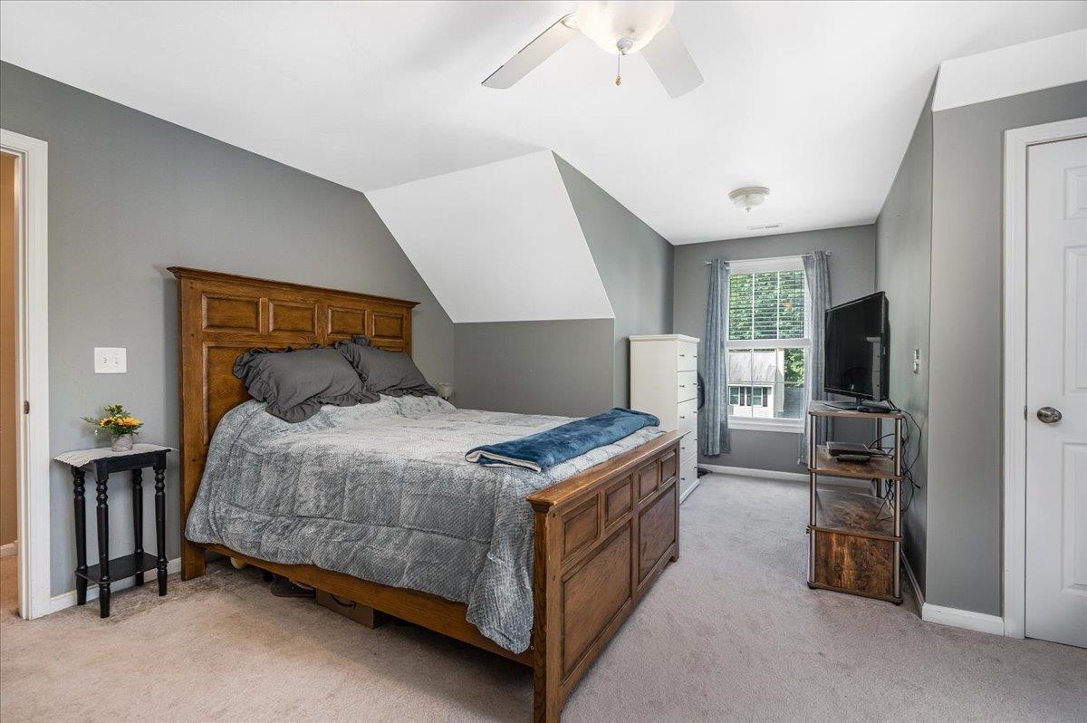 Merrimack, New Hampshire 03054, United States, 5 Bedrooms Bedrooms, ,4 BathroomsBathrooms,Residential,Active,178224