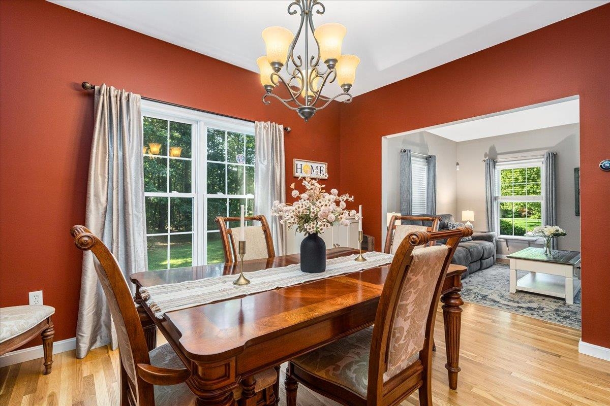 Merrimack, New Hampshire 03054, United States, 5 Bedrooms Bedrooms, ,4 BathroomsBathrooms,Residential,Active,178224