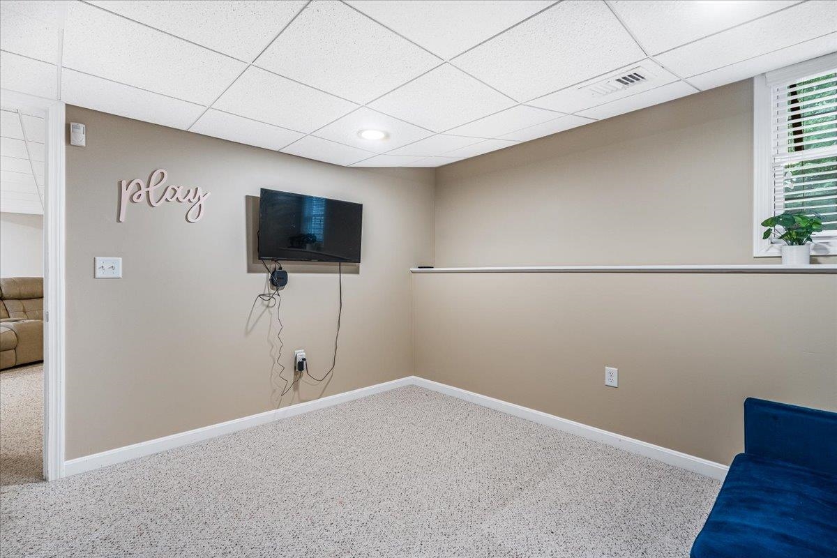 Merrimack, New Hampshire 03054, United States, 5 Bedrooms Bedrooms, ,4 BathroomsBathrooms,Residential,Active,178224