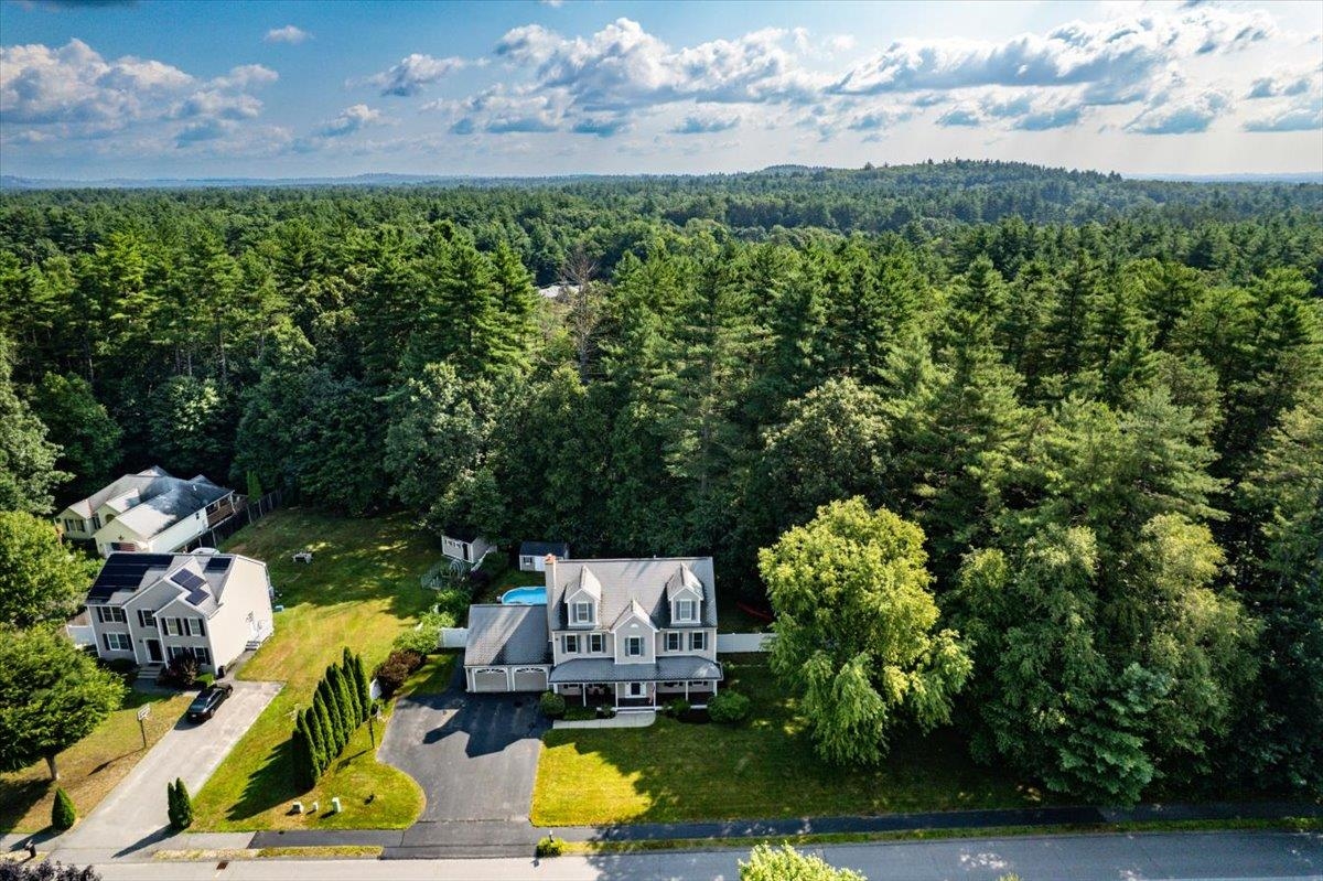 Merrimack, New Hampshire 03054, United States, 5 Bedrooms Bedrooms, ,4 BathroomsBathrooms,Residential,Active,178224