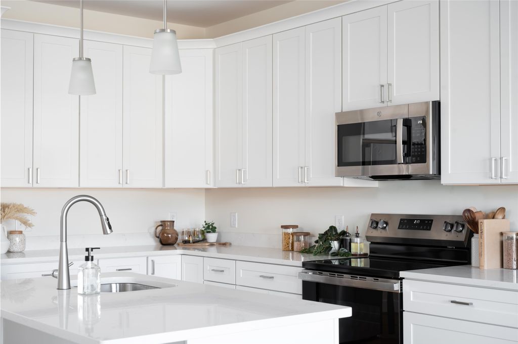 Photo of 13 Suffolk Drive #8, Concord, NH 03303 (MLS # 5066484)