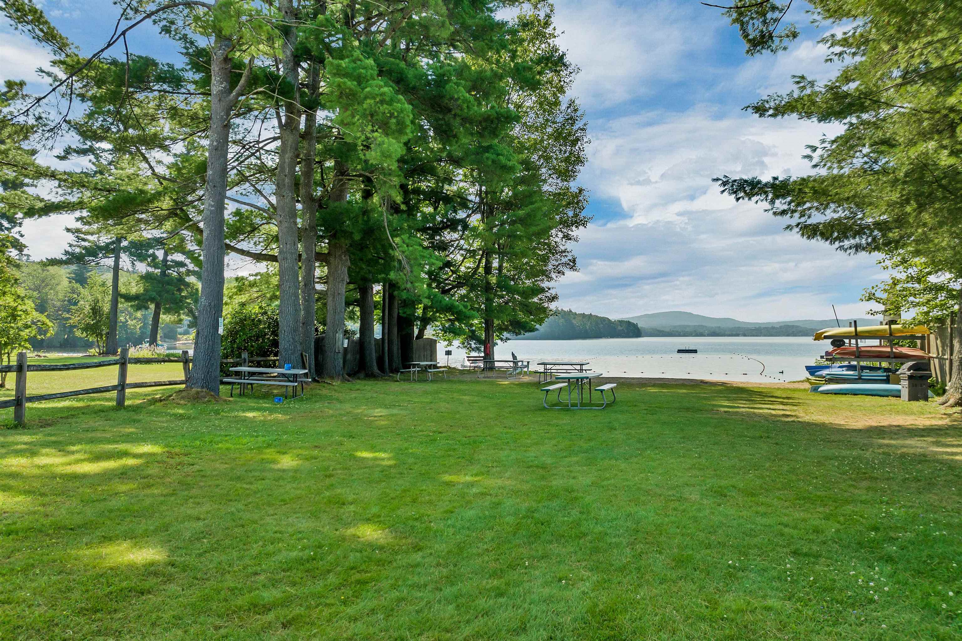 Laconia, New Hampshire 03246, United States, 3 Bedrooms Bedrooms, ,1 BathroomBathrooms,Residential,Pending,182767