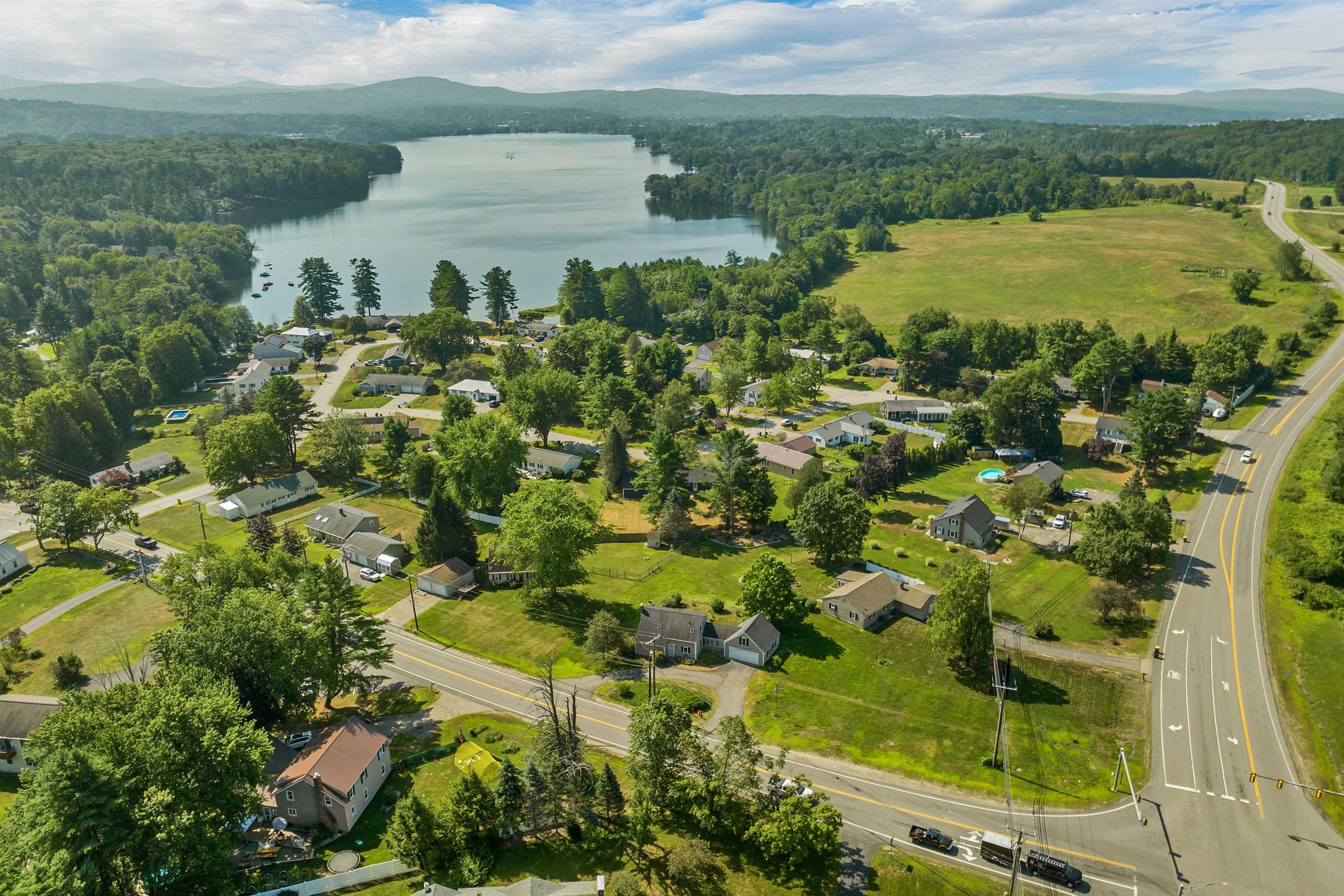 Laconia, New Hampshire 03246, United States, 3 Bedrooms Bedrooms, ,1 BathroomBathrooms,Residential,Pending,182767