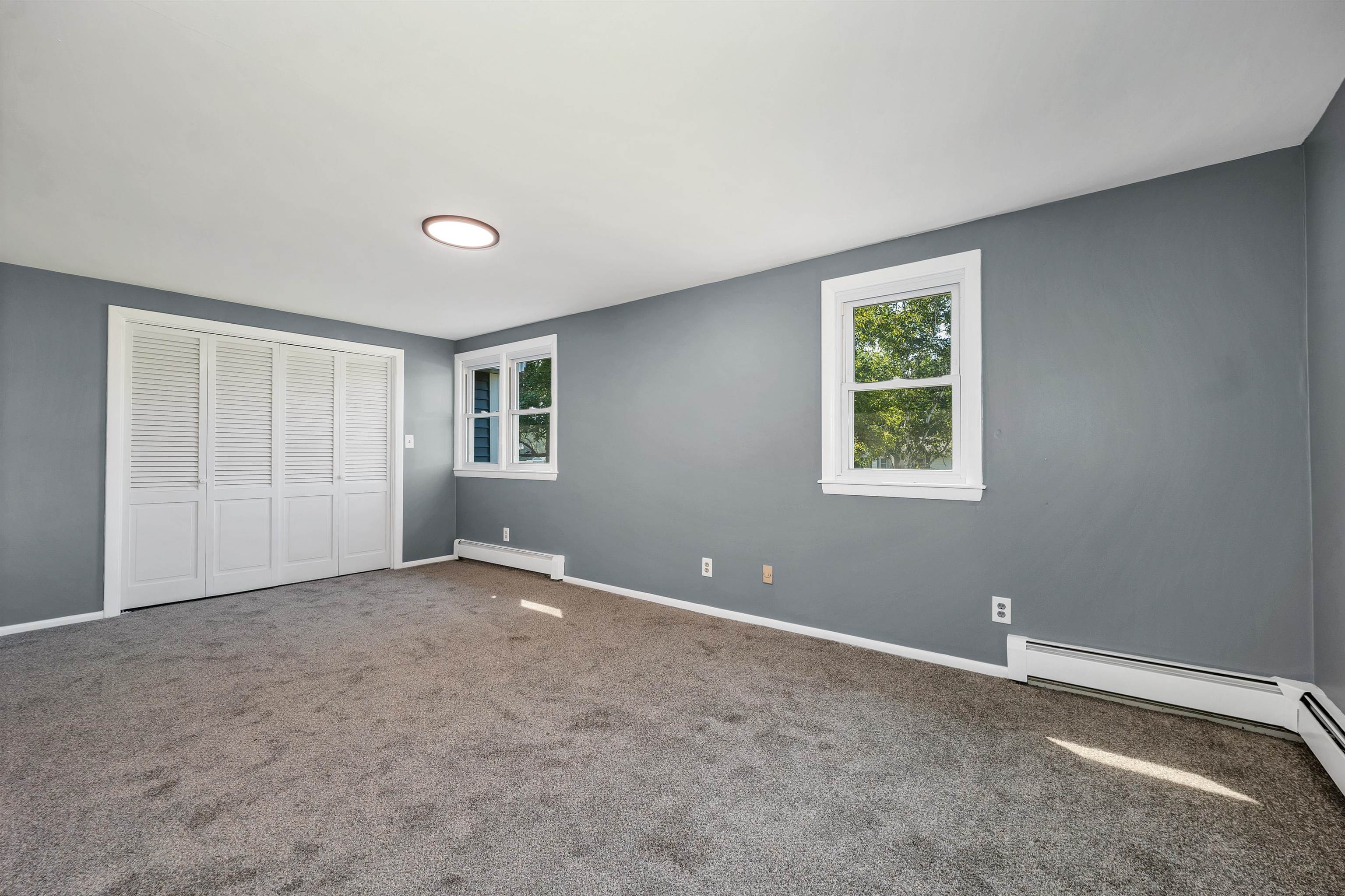 Laconia, New Hampshire 03246, United States, 3 Bedrooms Bedrooms, ,1 BathroomBathrooms,Residential,Pending,182767