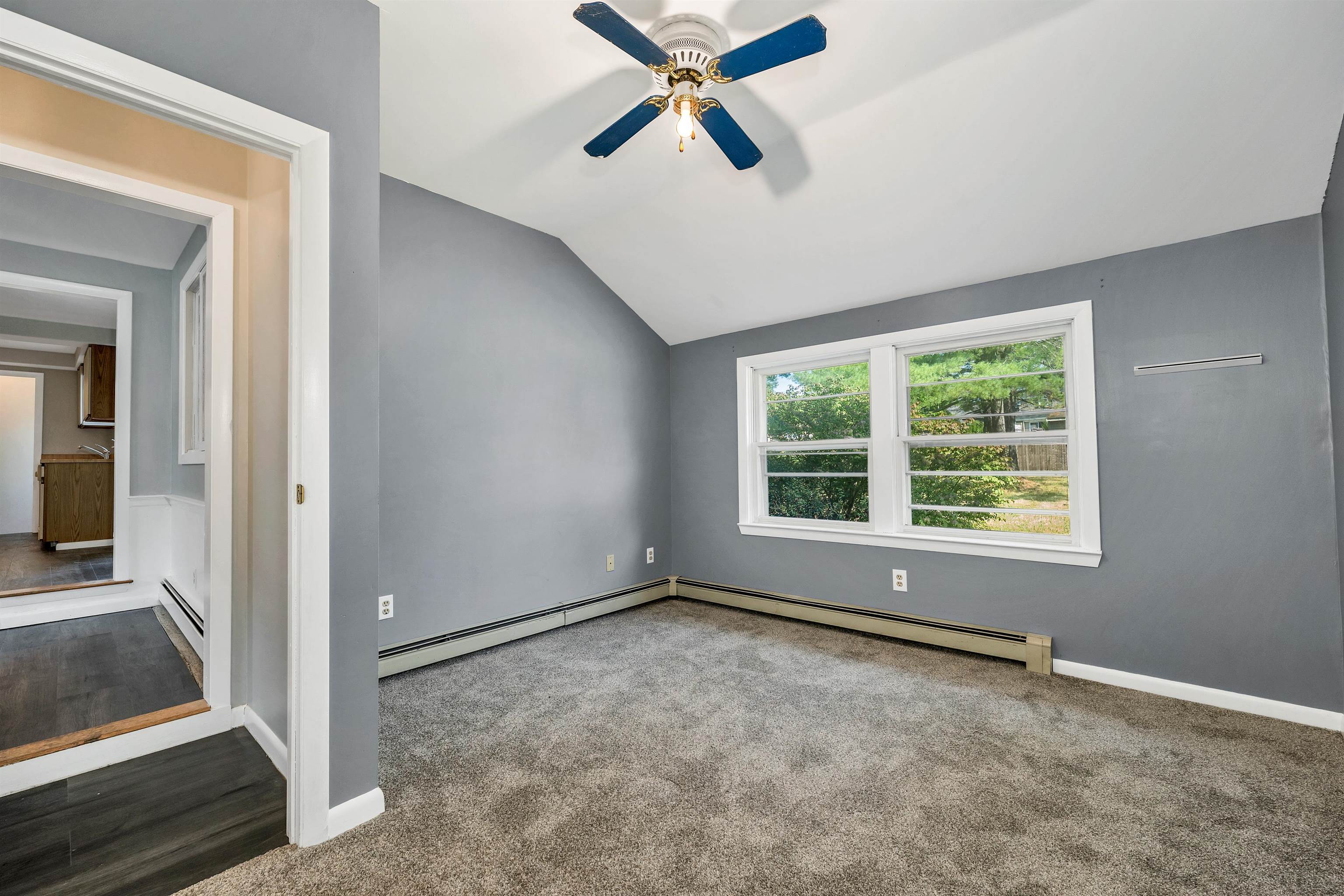 Laconia, New Hampshire 03246, United States, 3 Bedrooms Bedrooms, ,1 BathroomBathrooms,Residential,Pending,182767