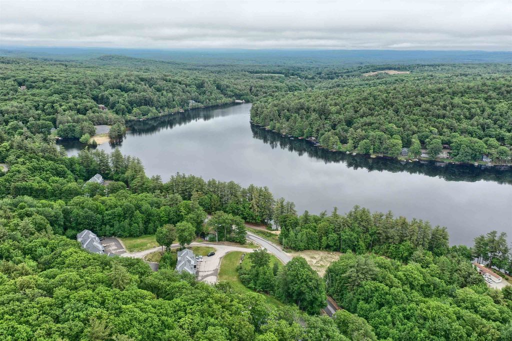 Photo of 35 Collins Landing Road #32, Weare, NH 03281 (MLS # 5085708)