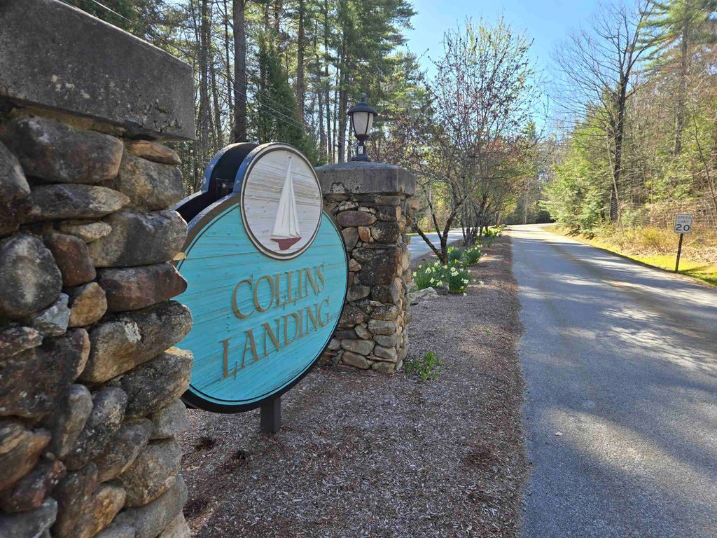 Photo of 35 Collins Landing Road #32, Weare, NH 03281 (MLS # 5085708)