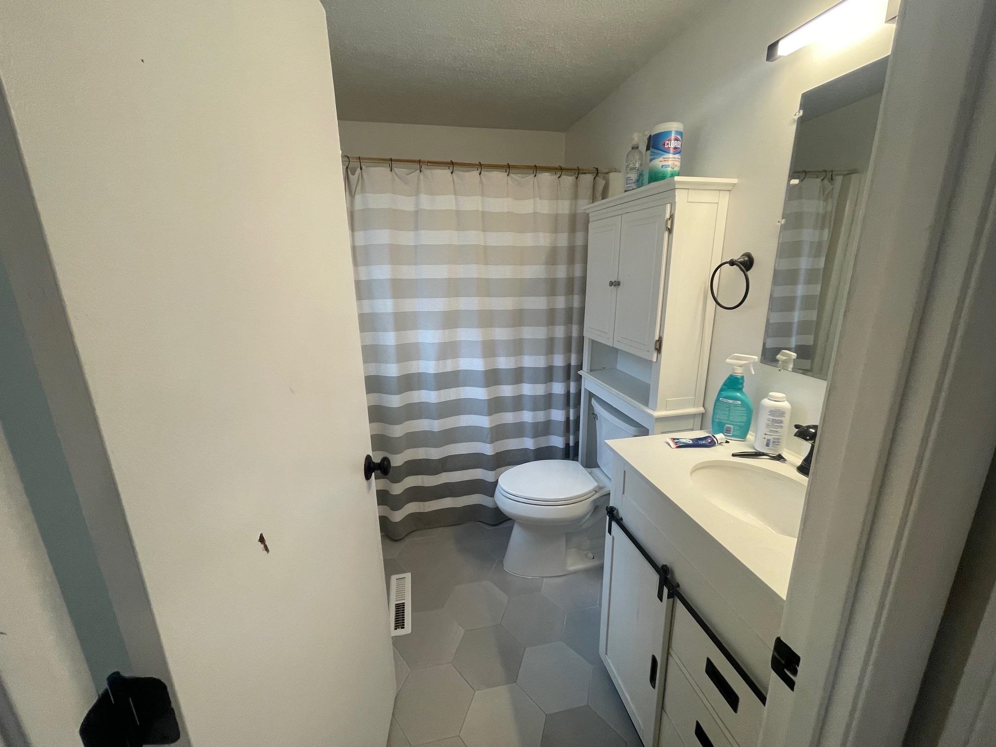 Londonderry, New Hampshire 03053, United States, 2 Bedrooms Bedrooms, ,2 BathroomsBathrooms,Residential,Active,116365