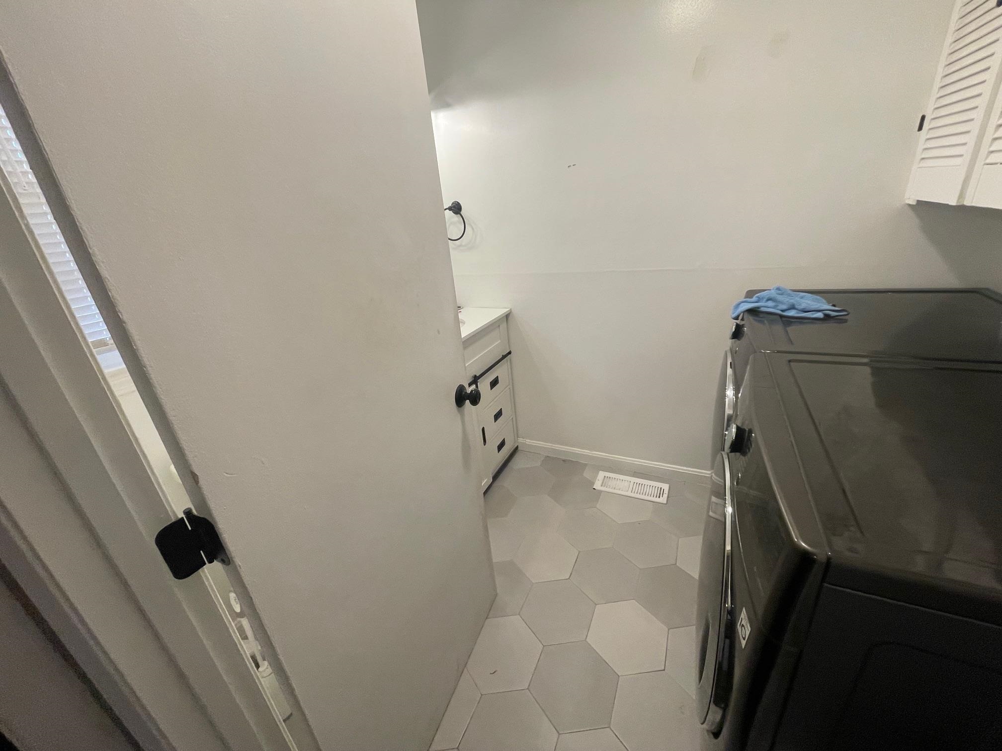 Londonderry, New Hampshire 03053, United States, 2 Bedrooms Bedrooms, ,2 BathroomsBathrooms,Residential,Active,116365