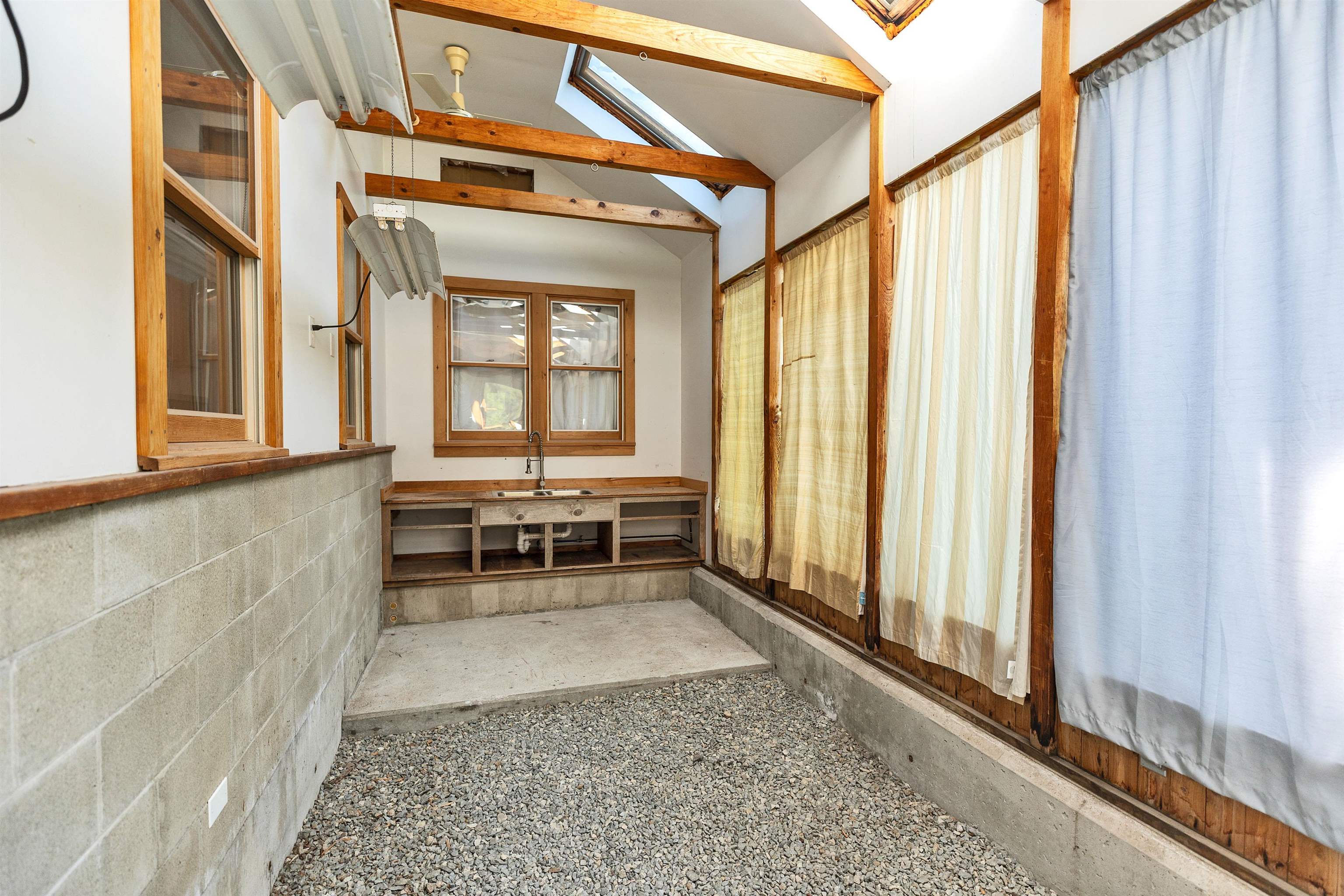 Bennington, New Hampshire 03442, United States, 3 Bedrooms Bedrooms, ,3 BathroomsBathrooms,Residential,Active,100830