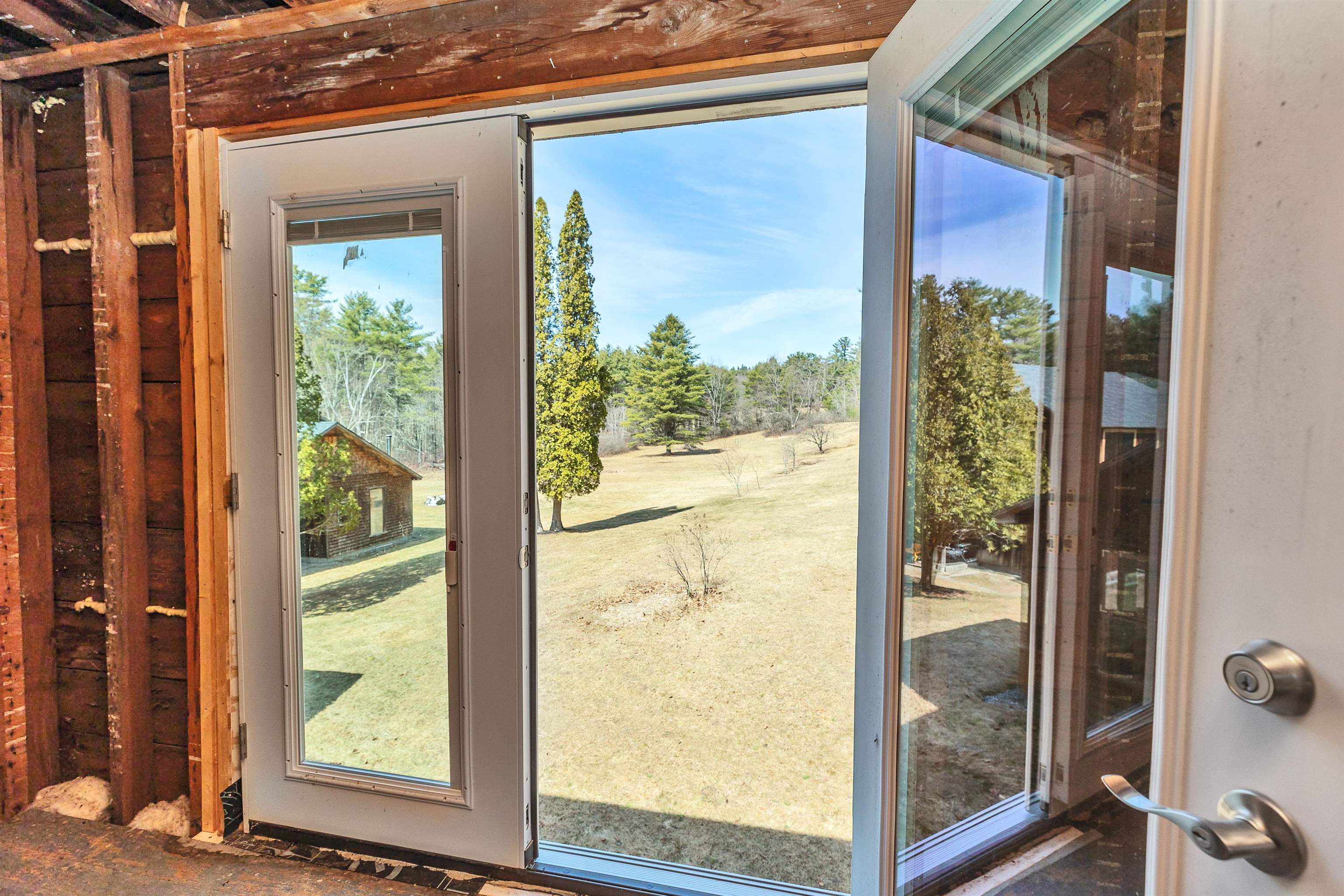 Bennington, New Hampshire 03442, United States, 3 Bedrooms Bedrooms, ,3 BathroomsBathrooms,Residential,Active,100830