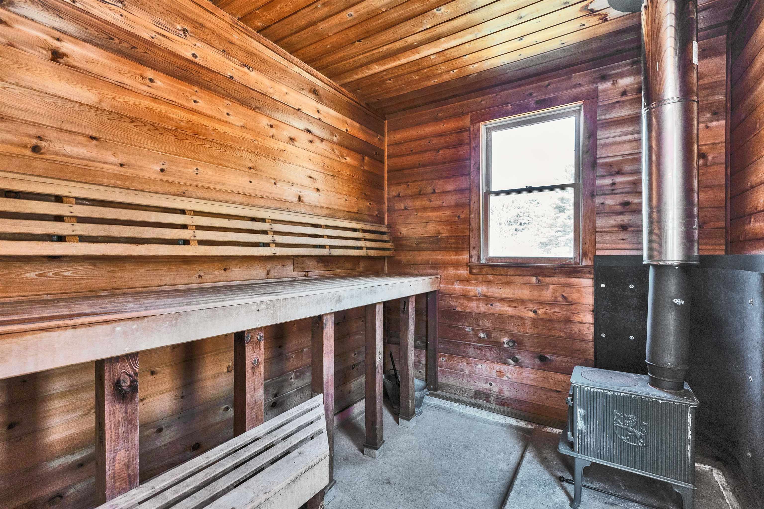 Bennington, New Hampshire 03442, United States, 3 Bedrooms Bedrooms, ,3 BathroomsBathrooms,Residential,Active,100830