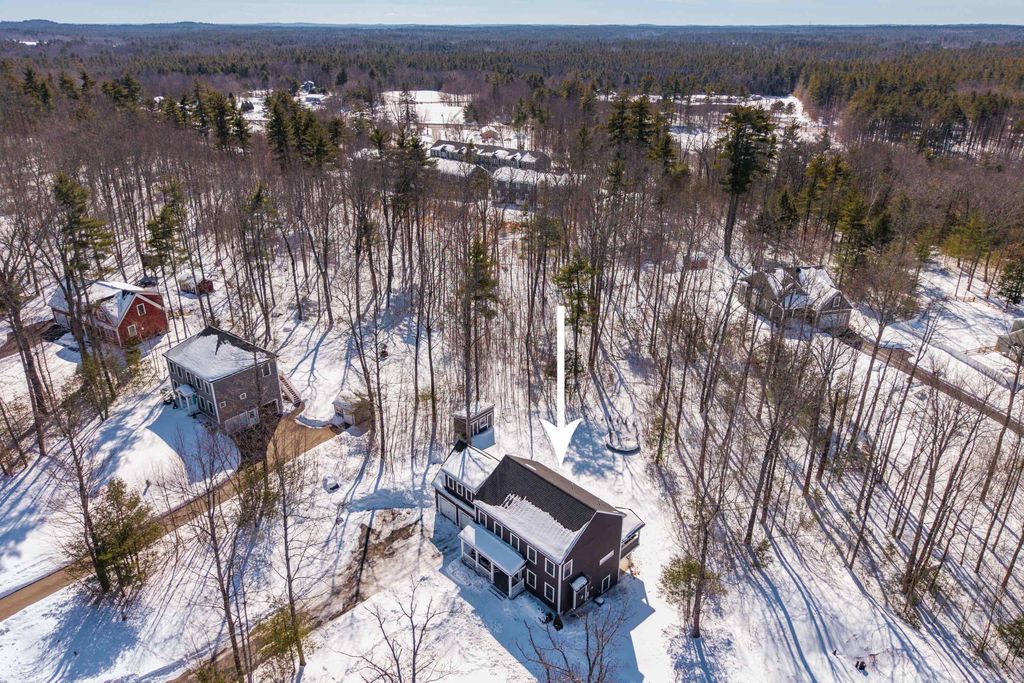 Photo of 107 Village Place Drive, Barrington, NH 03825 (MLS # 5078332)