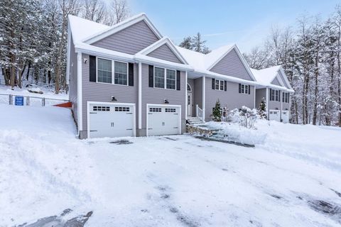 Photo of 1109 Mammoth Road #A, Pelham, NH 03076 (MLS # 5074730)