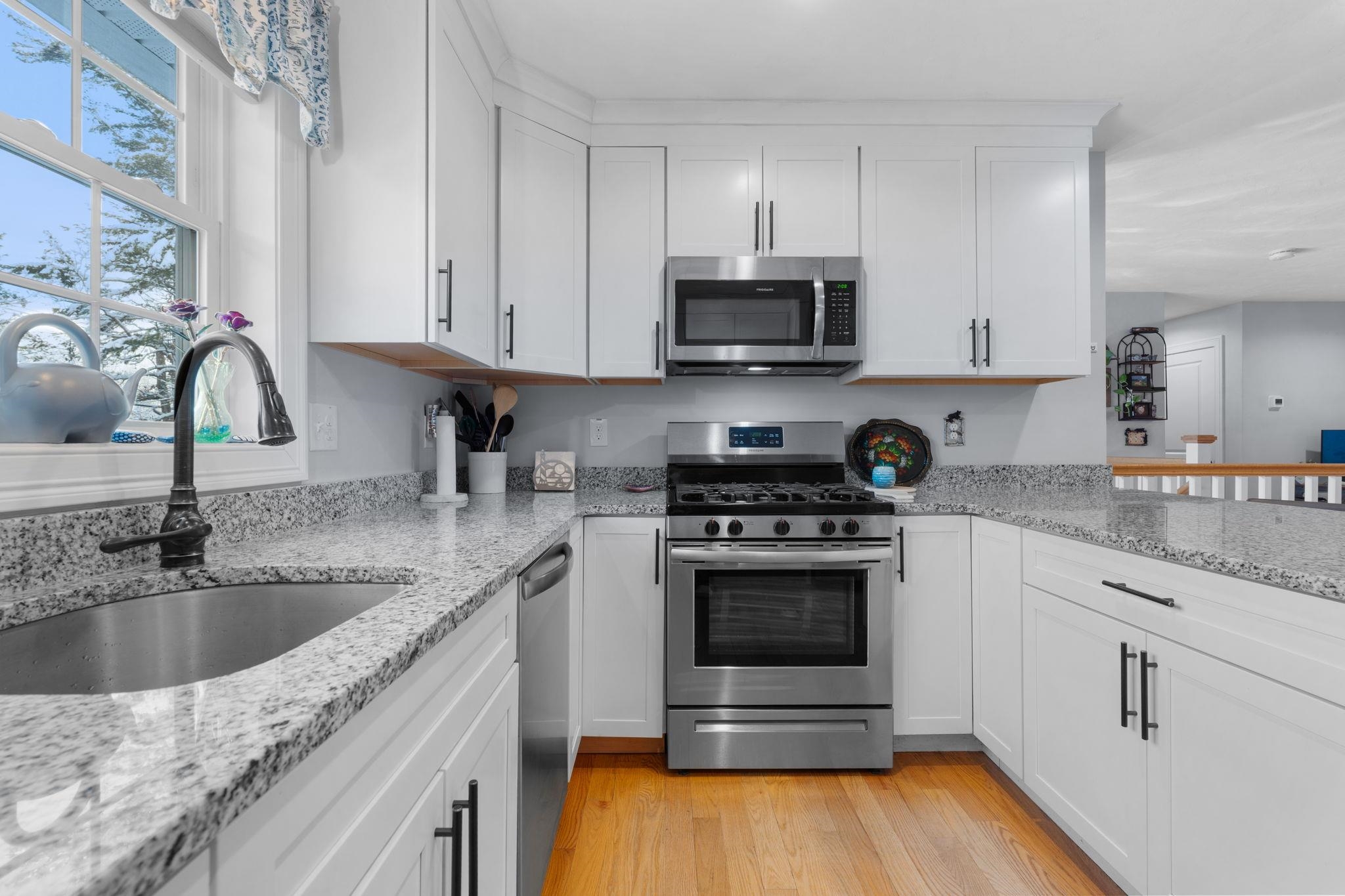 1109A Mammoth Road A