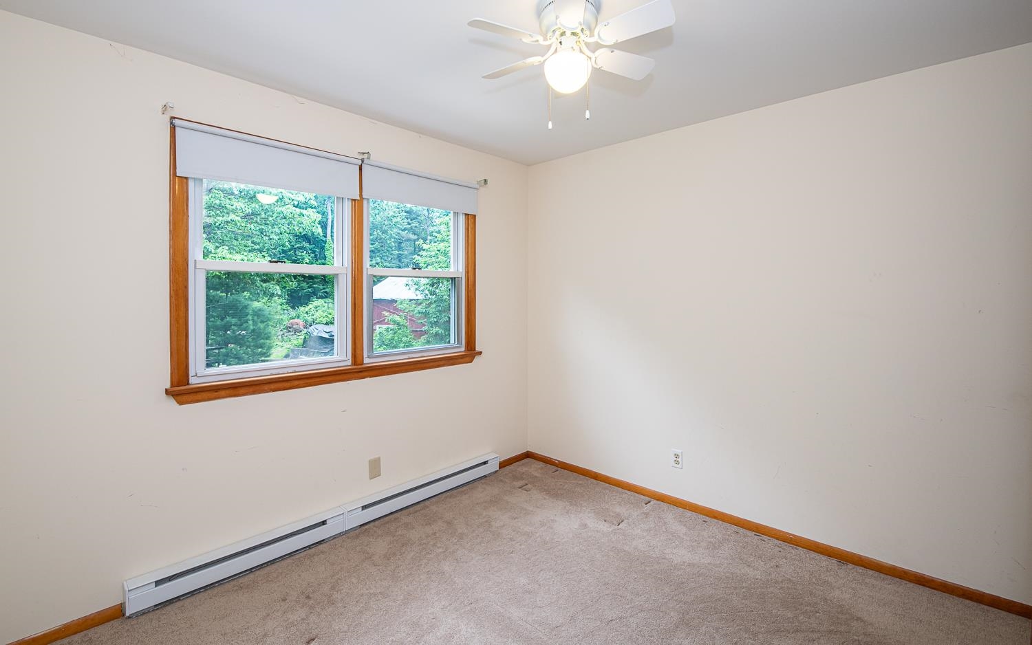 Hudson, New Hampshire 03051, United States, 3 Bedrooms Bedrooms, ,1 BathroomBathrooms,Residential,Pending,151407