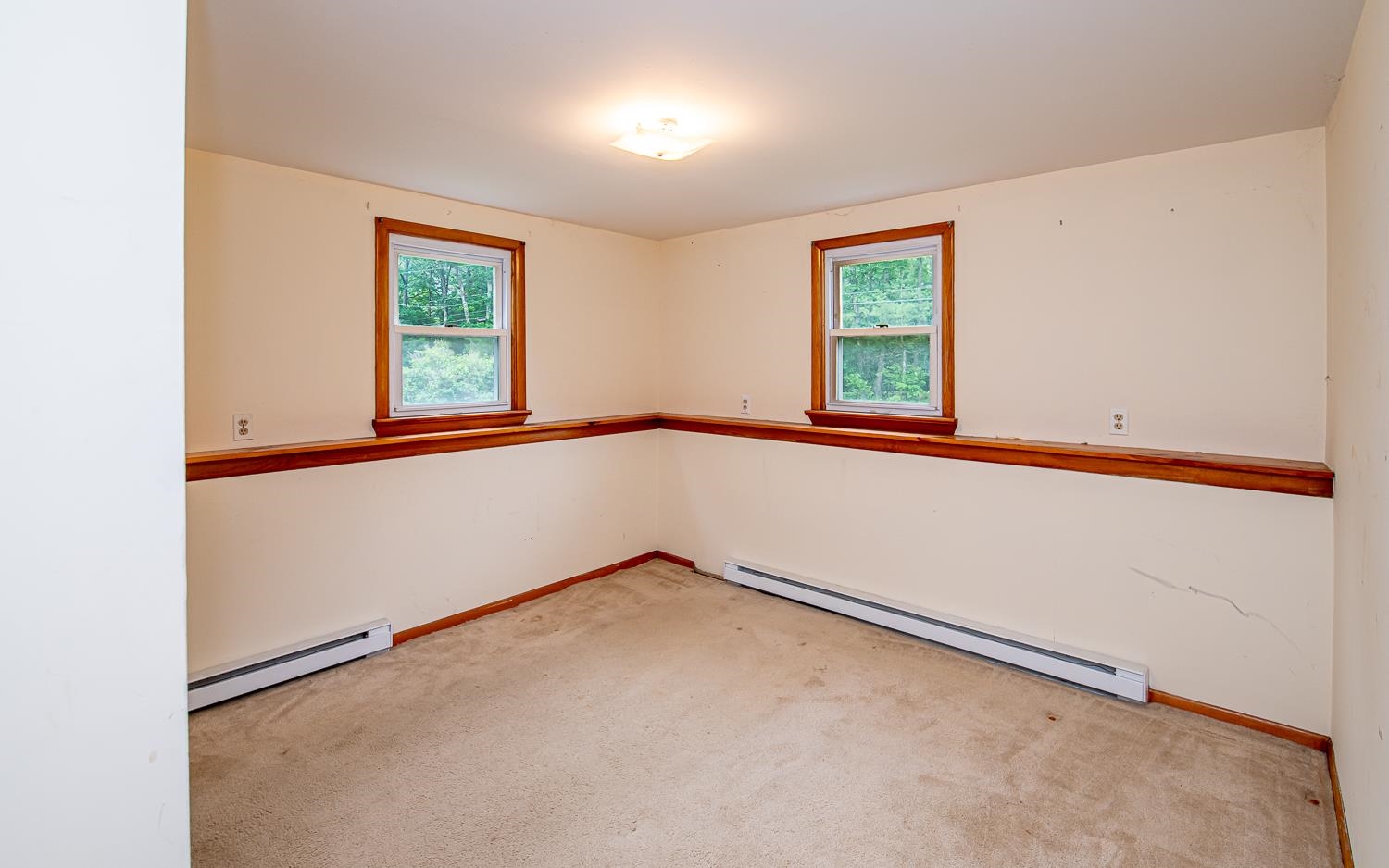 Hudson, New Hampshire 03051, United States, 3 Bedrooms Bedrooms, ,1 BathroomBathrooms,Residential,Pending,151407