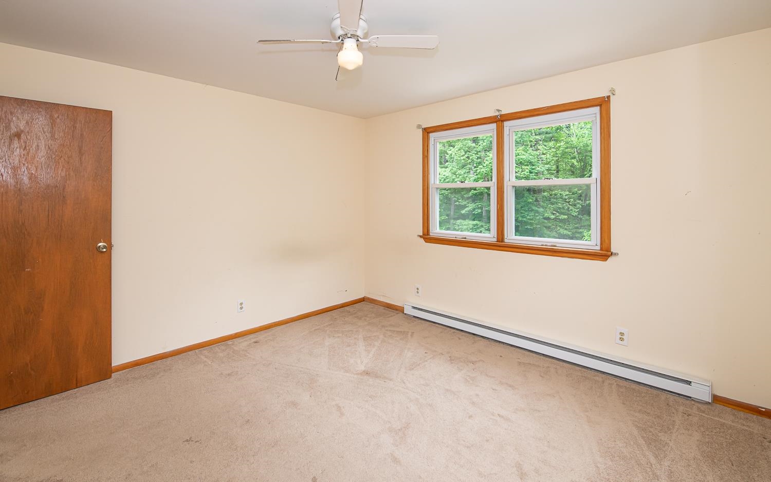 Hudson, New Hampshire 03051, United States, 3 Bedrooms Bedrooms, ,1 BathroomBathrooms,Residential,Pending,151407