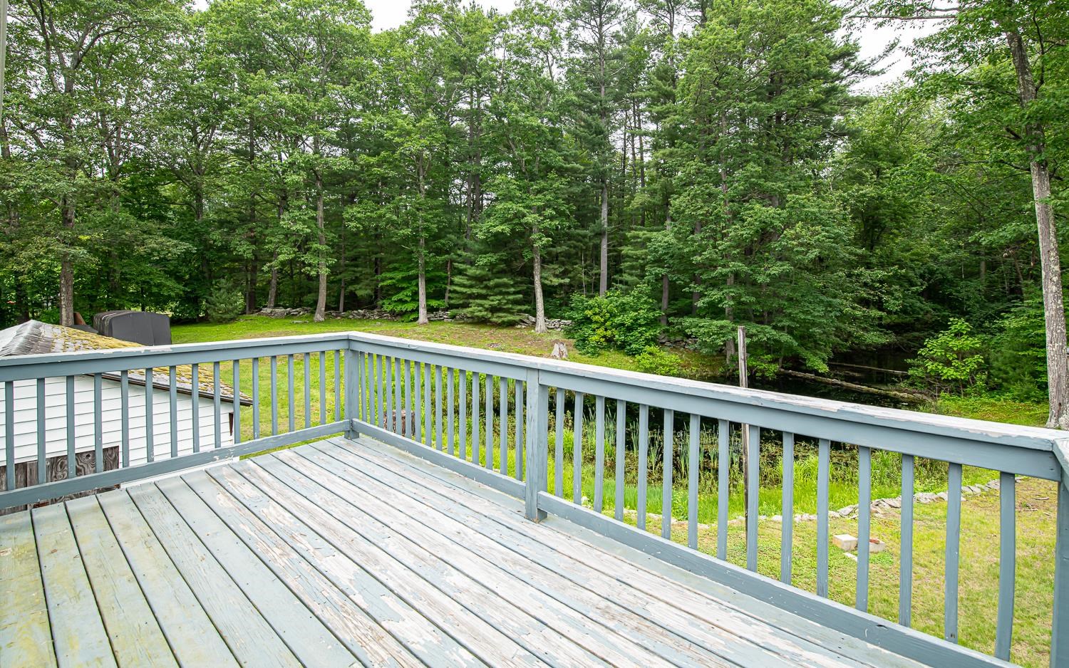 Hudson, New Hampshire 03051, United States, 3 Bedrooms Bedrooms, ,1 BathroomBathrooms,Residential,Pending,151407