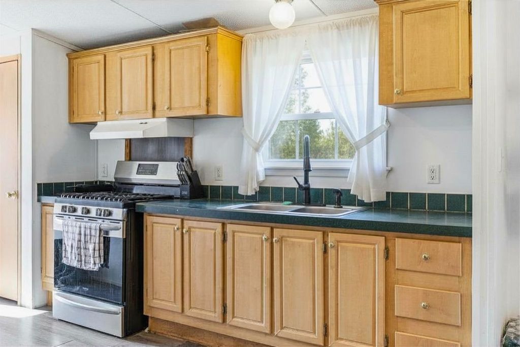 Photo of 76 Deboer Lane, Wakefield, NH 03830 (MLS # 5083763)