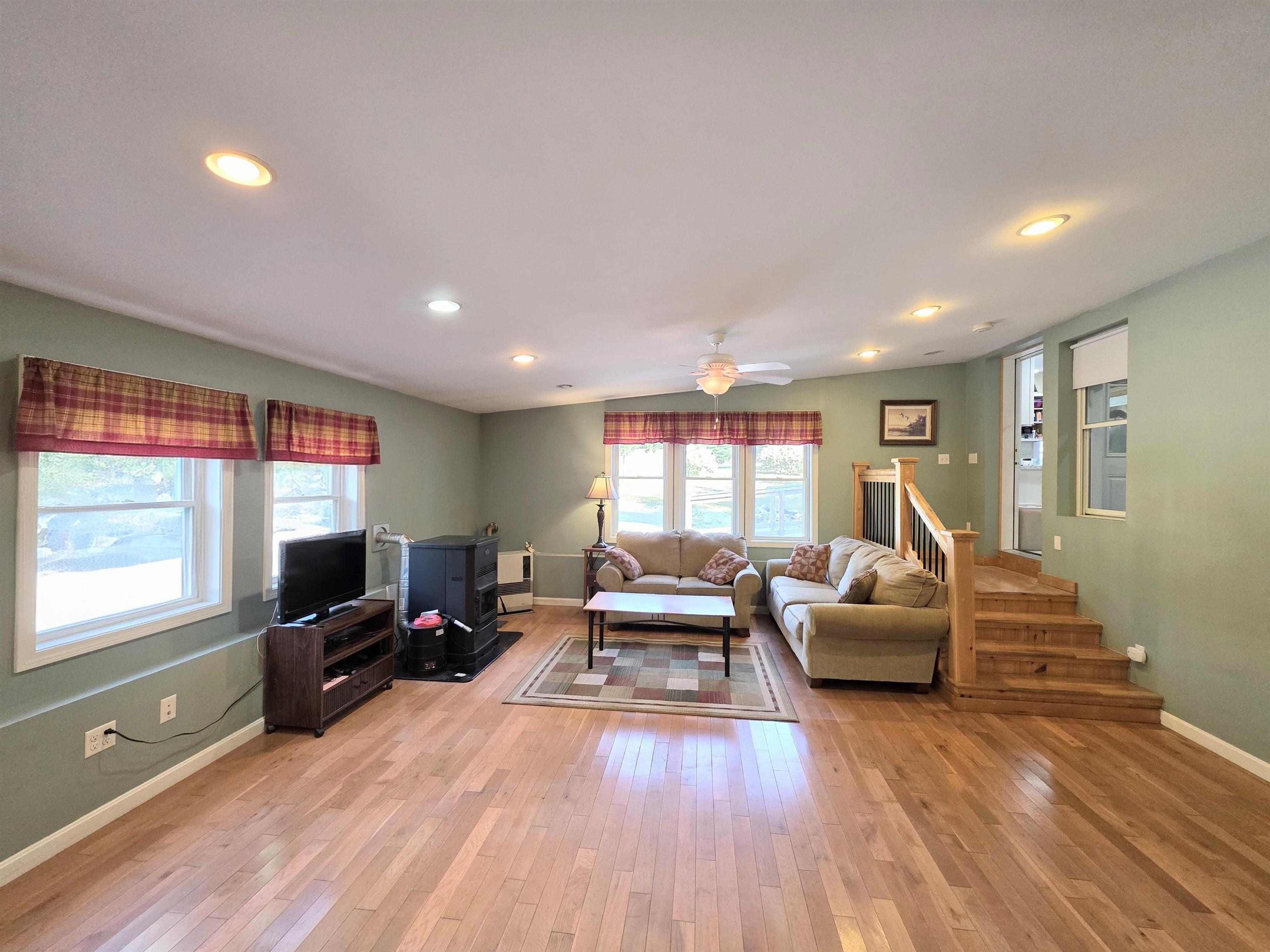 Madison, New Hampshire 03849, United States, 3 Bedrooms Bedrooms, ,2 BathroomsBathrooms,Residential,Active,211939