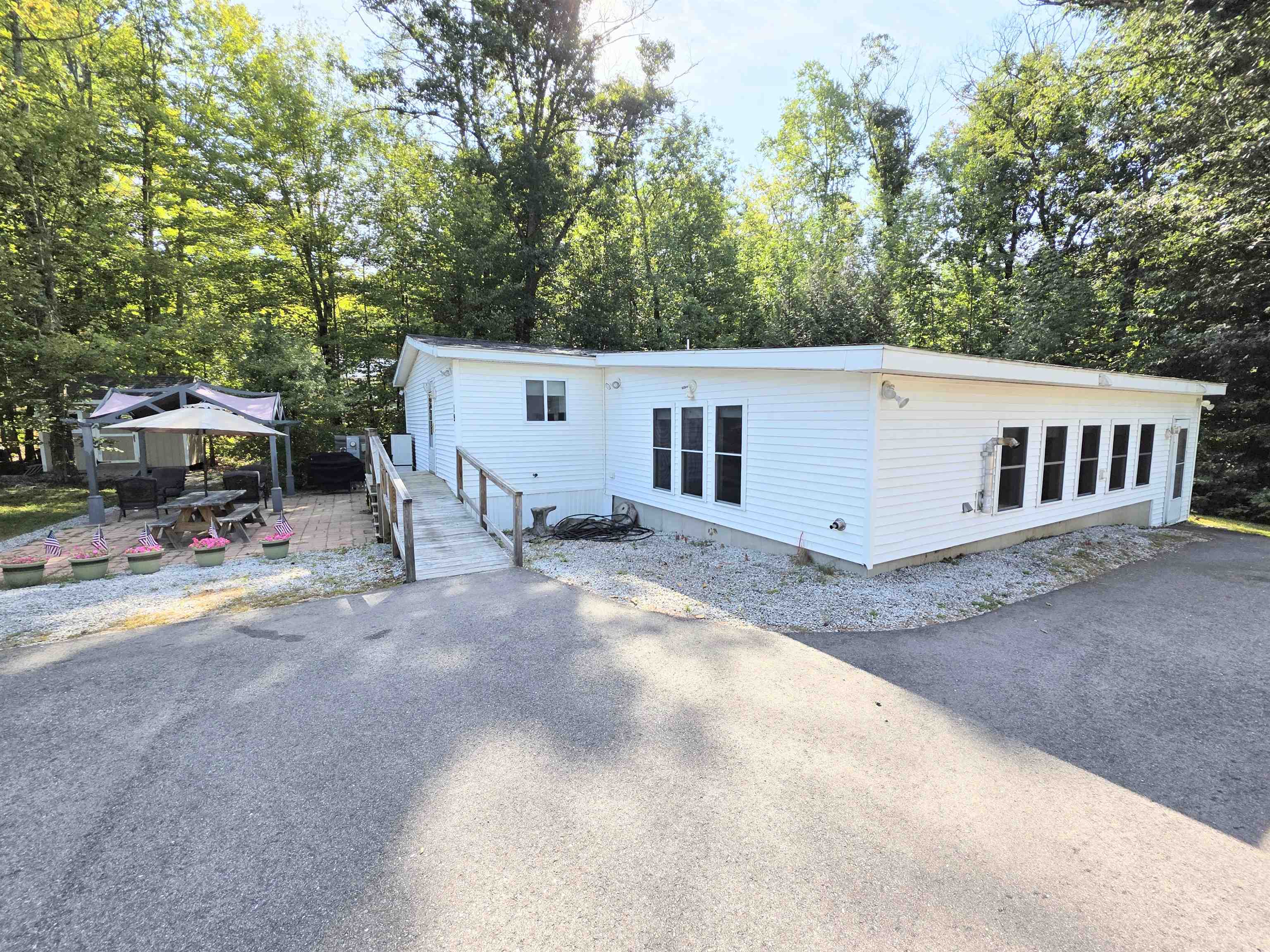 Madison, New Hampshire 03849, United States, 3 Bedrooms Bedrooms, ,2 BathroomsBathrooms,Residential,Active,211939