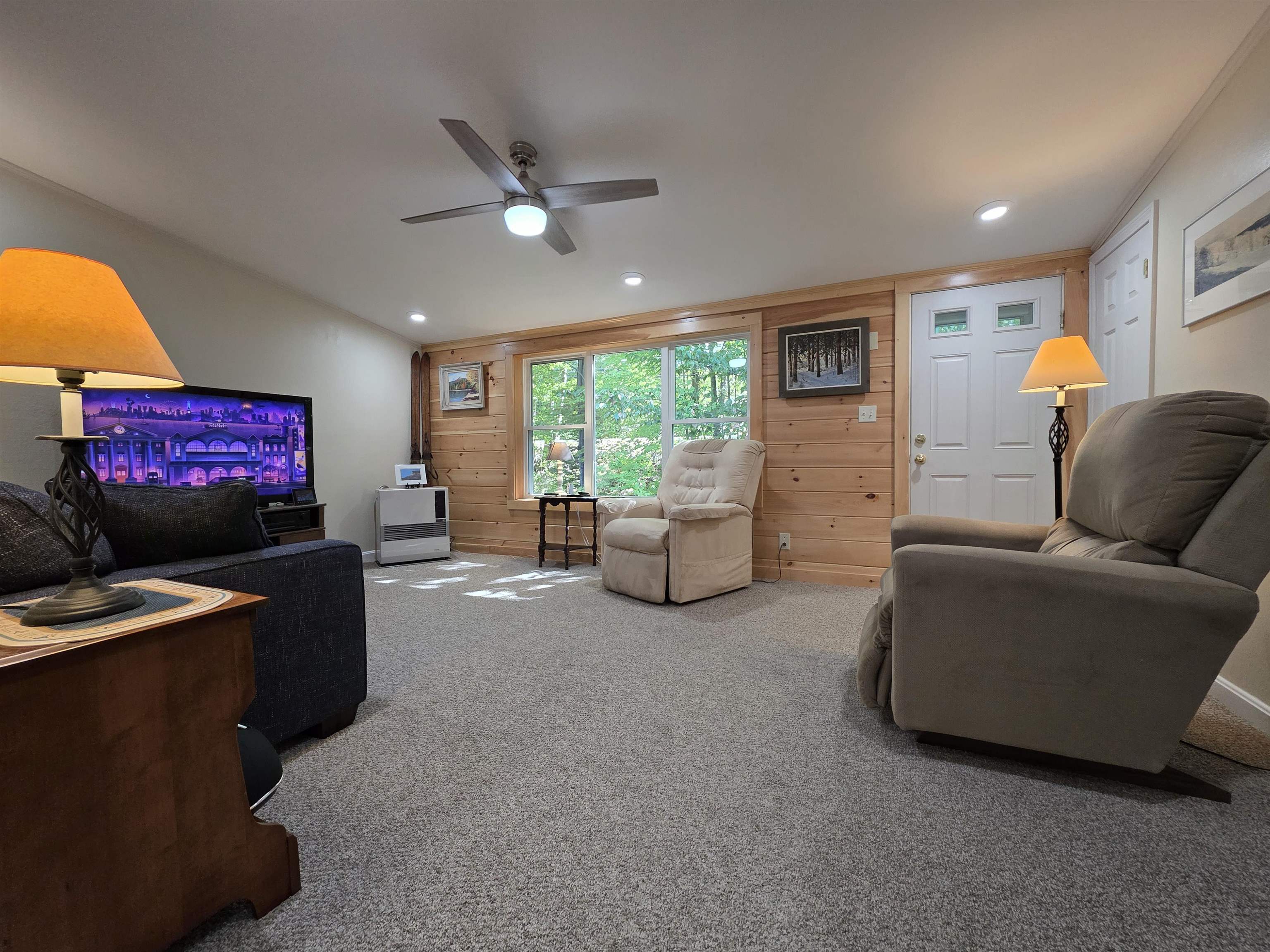 Madison, New Hampshire 03849, United States, 3 Bedrooms Bedrooms, ,2 BathroomsBathrooms,Residential,Active,211939